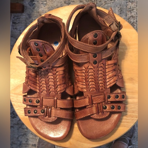 SOLD - Picture 2 of 7